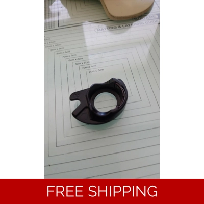 SINGER APOLLO BOBBIN CASE title=